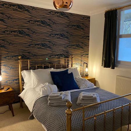 Spacious Luxury Flat In Swanage, Close To Beach With Parking 외부 사진