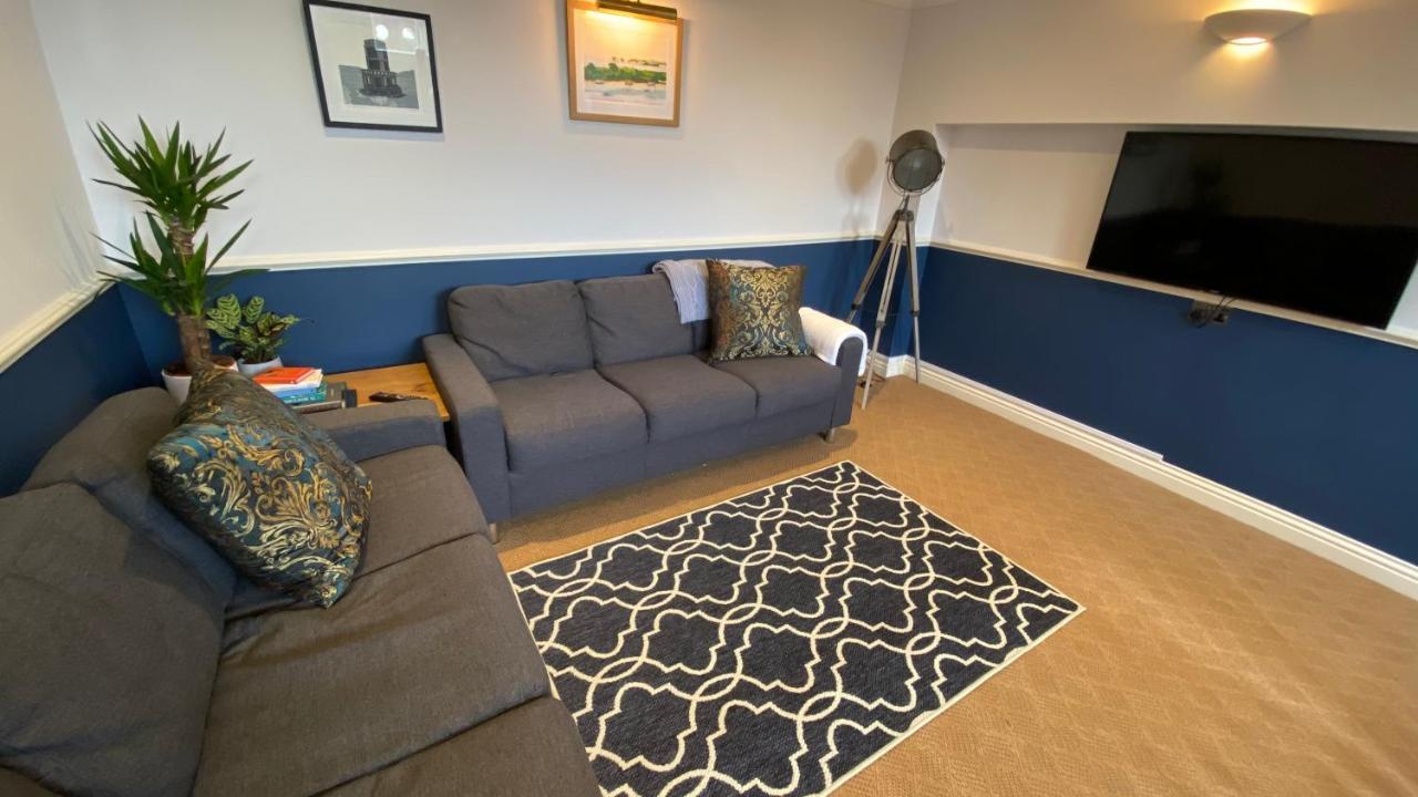 Spacious Luxury Flat In Swanage, Close To Beach With Parking 외부 사진