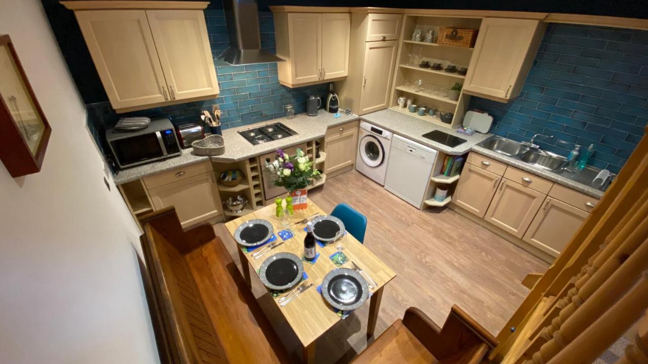 Spacious Luxury Flat In Swanage, Close To Beach With Parking 외부 사진